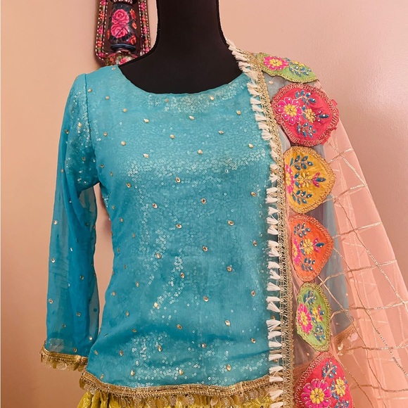 Indian Pakistani fancy dress - Picture 7 of 7